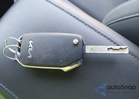 2023 Kia Niro Lx z USA, uszkodzony, nr VIN KNDCP3LE5P5082273